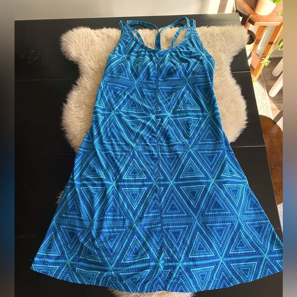 Patagonia athletic swim tennis dress spaghetti straps with built in bra Size S